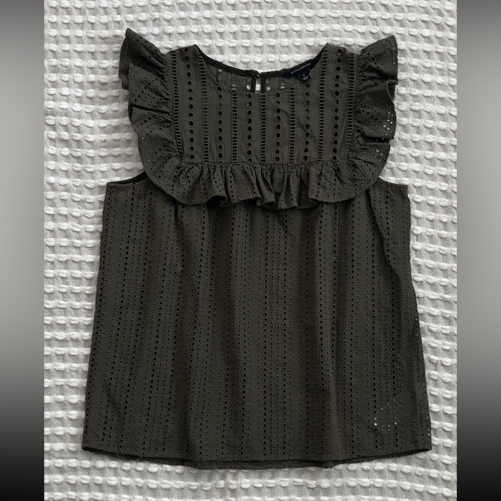 Banana Republic Olive Eyelet Top Size S